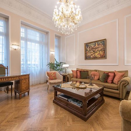 The Rare Luxury Gem Near Syntagma, Kolonaki Square Daire Atina Dış mekan fotoğraf